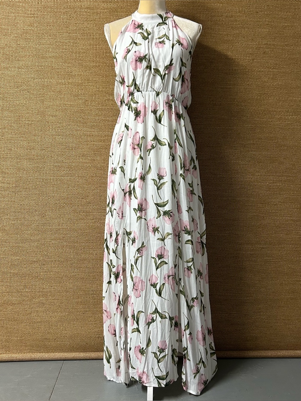 Magnolia Boutique Maxi Dress Women's Medium White Pink Floral